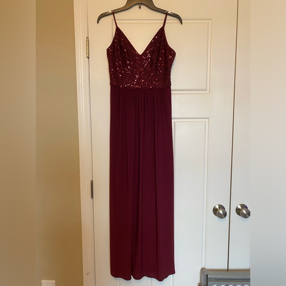Merlot Sequin Bodice Stretch David’s Bridal Bridesmaid Dress - Picture 6 of 6
